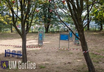 Montaż terenowych urządzeń sportowo-rekreacyjnych