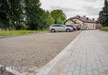 Utwardzony plac przy ul. Rzeźniczej.