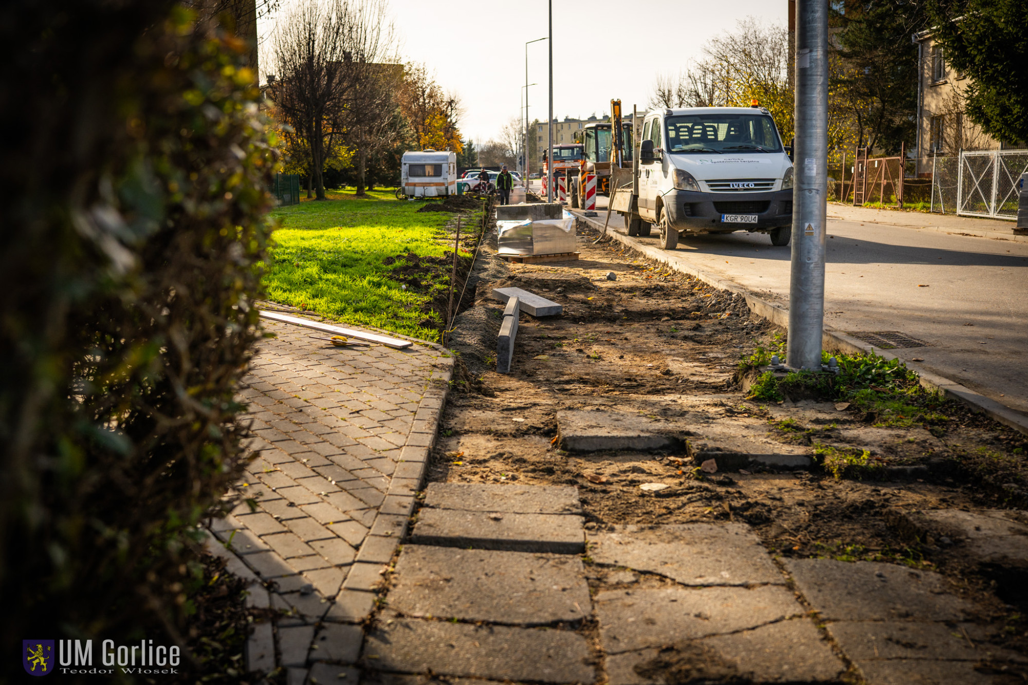 Trwa remont chodnika przy ul. Tuwima