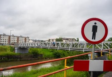 Trwają ostatnie prace na kładce na Zawodziu