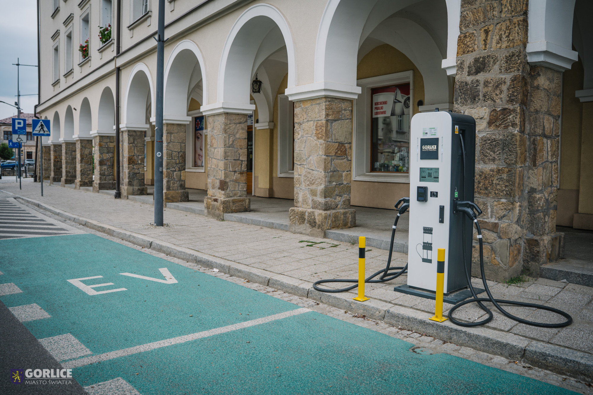 Wygodne ładowanie aut elektrycznych w centrum miasta