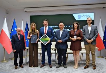 Umowa na dofinansowanie remontu ulicy Ariańskiej podpisana