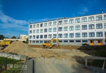 Powstaje nowe boisko przy MZS nr 6