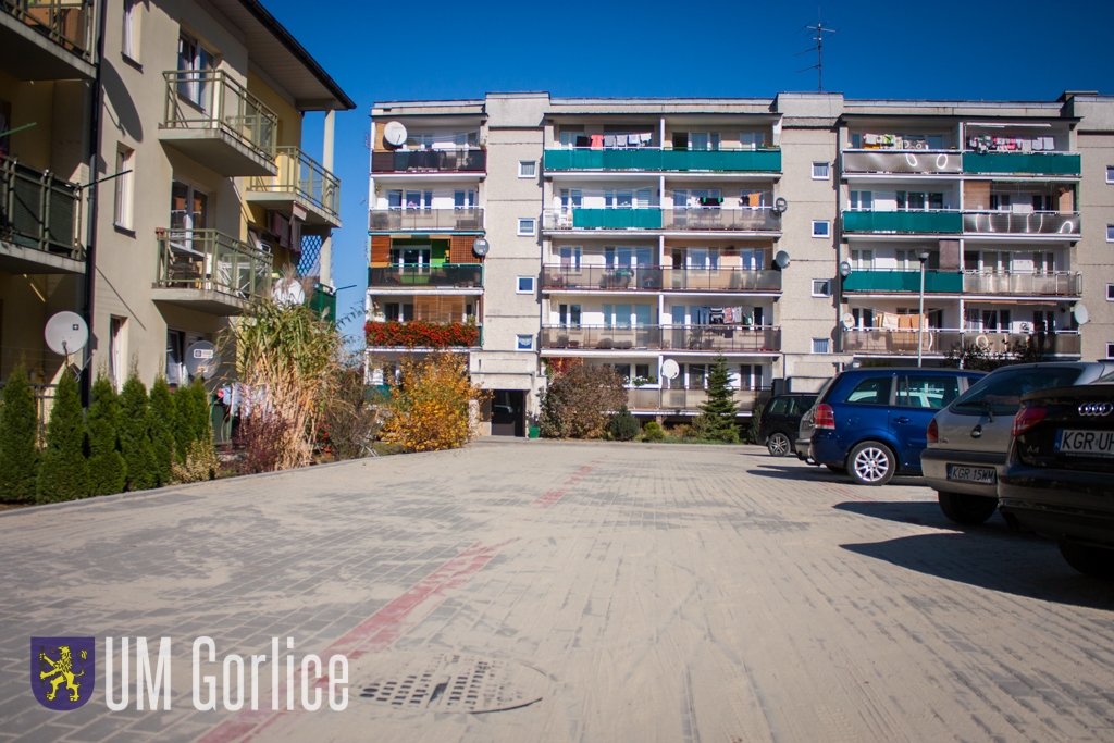 920 m² nowych miejsc postojowych na osiedlu Pod Lodownią!