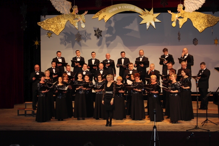 Chór Cantores Carvatiani zaśpiewał w Myślenicach