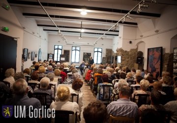 Zakończenie roku na Uniwersytecie Złotego Wieku