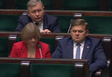 W Sejmie o sytuacji na terenie rafinerii