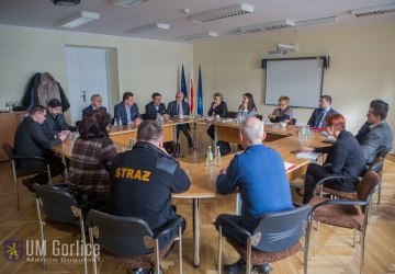 Kolejne spotkanie w sprawie sytuacji na terenie bylej rafinerii