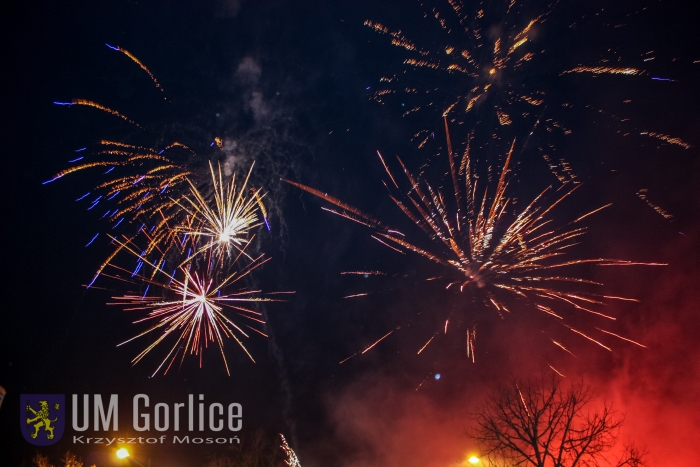 Sylwester 2015/2016 na gorlickim Rynku - fotorelacja