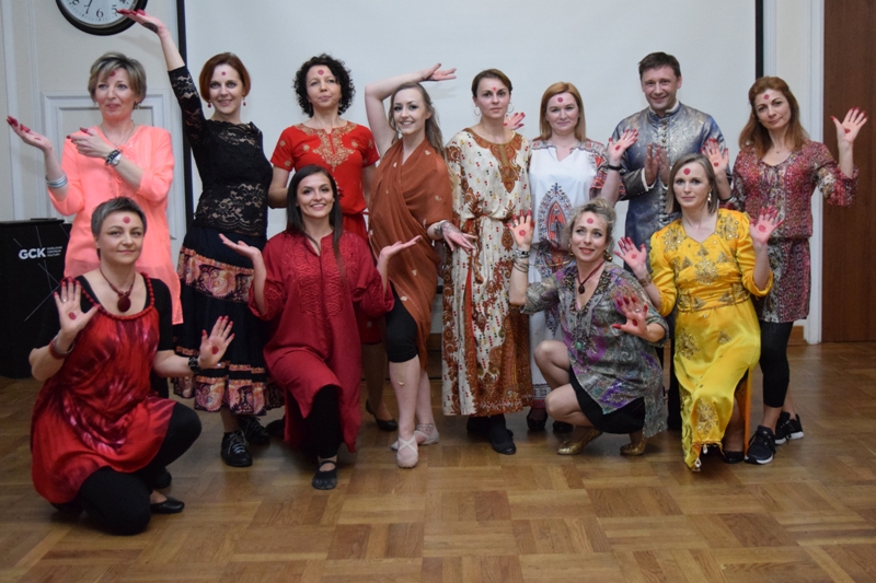 Pociąg do teatru. Stacja Bollywood