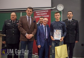 Sprawdzili swoją wiedzę z zakresu pożarnictwa