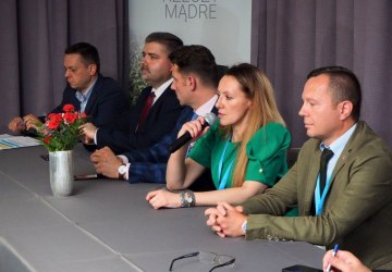 Rozmawiali o odnawialnych źródłach energii