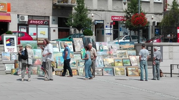 Finisaż wystawy Grupy Plastycznej RELACJE na gorlickim rynku