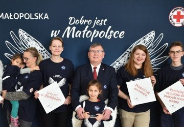 Zrób sobie zdjęcie na wyjątkowej ściance podczas Jarmarku Bożonarodzeniowego