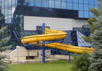 Ogłoszenie - Basen Kąpielowy i Kryta Pływalnia