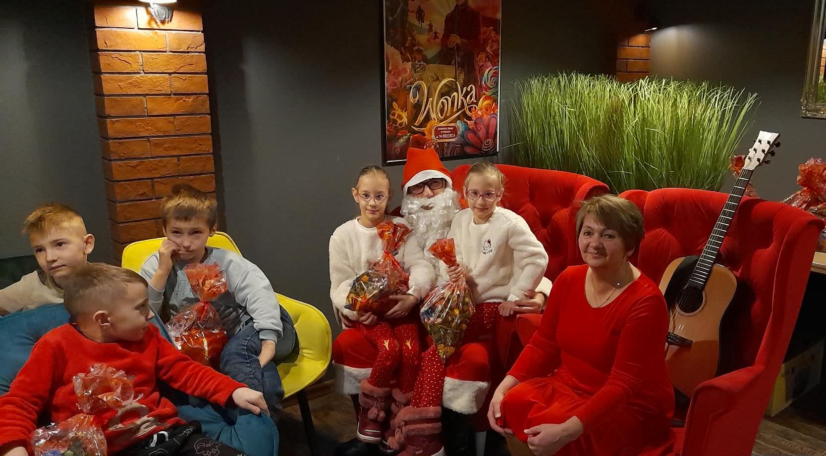 tSpotkanie Mikołajem w Klubie Anstynenta Egida