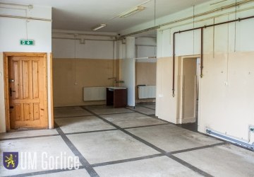Rokowania na najem lokalu użytkowego przy ul. Wyszyńskiego 35