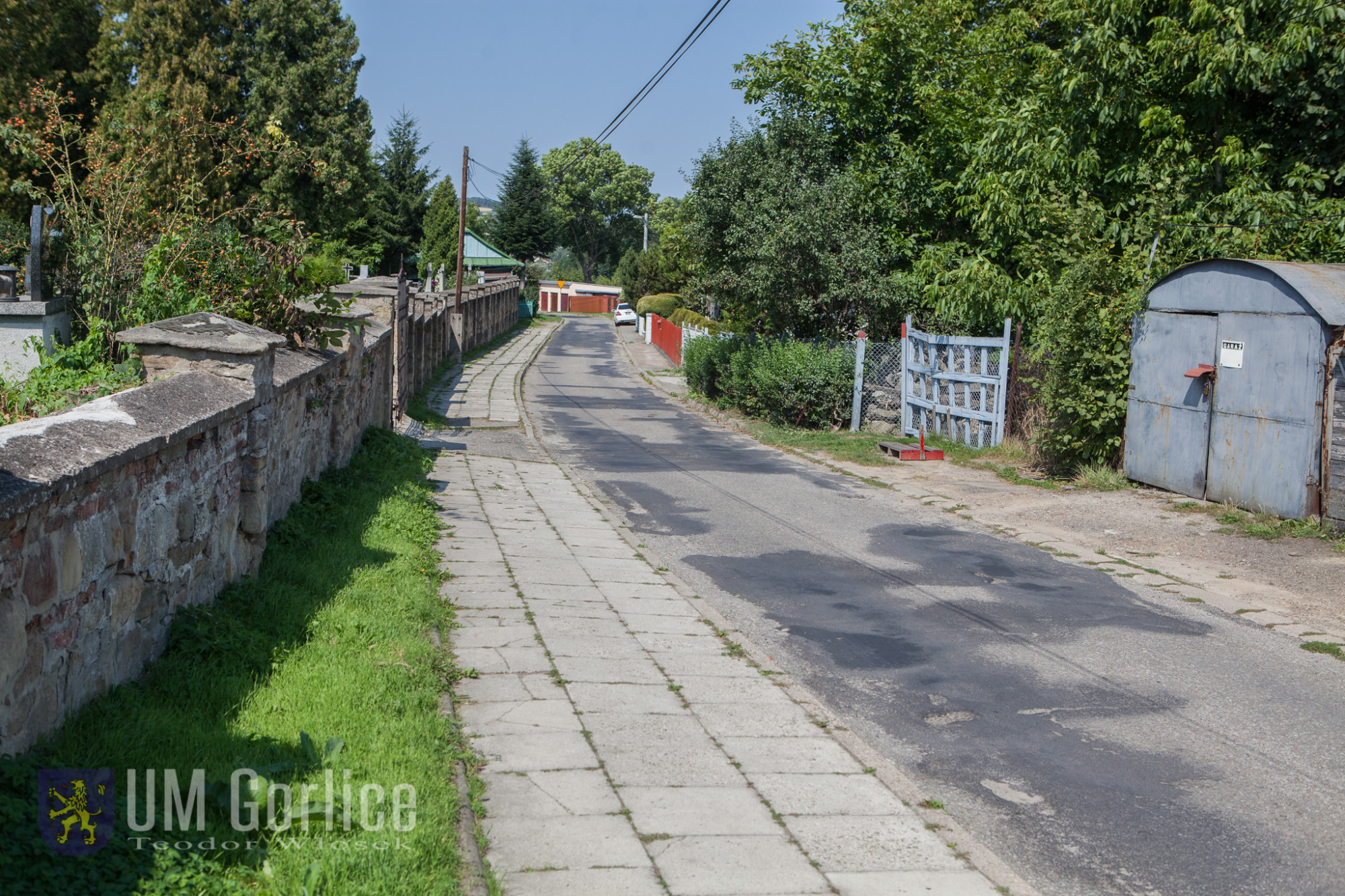 Remont nawierzchni ulicy Karwacjanów